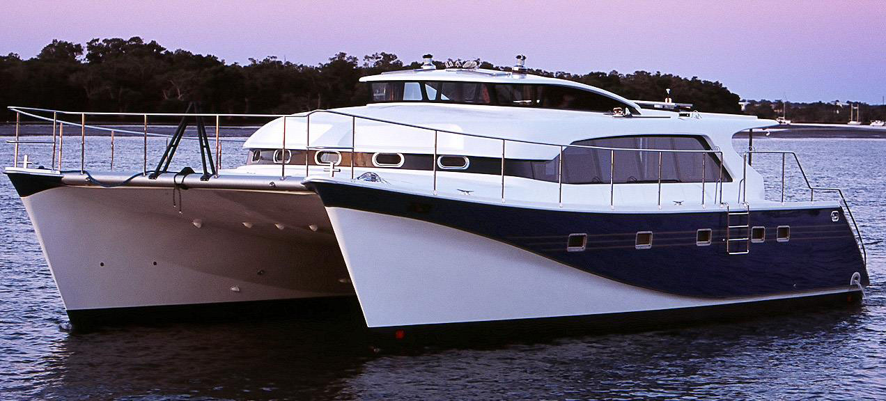 Crusader semi-swath catamaran